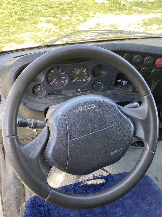 IVECO, basculabila cu motor 2.8 si lada de unelte