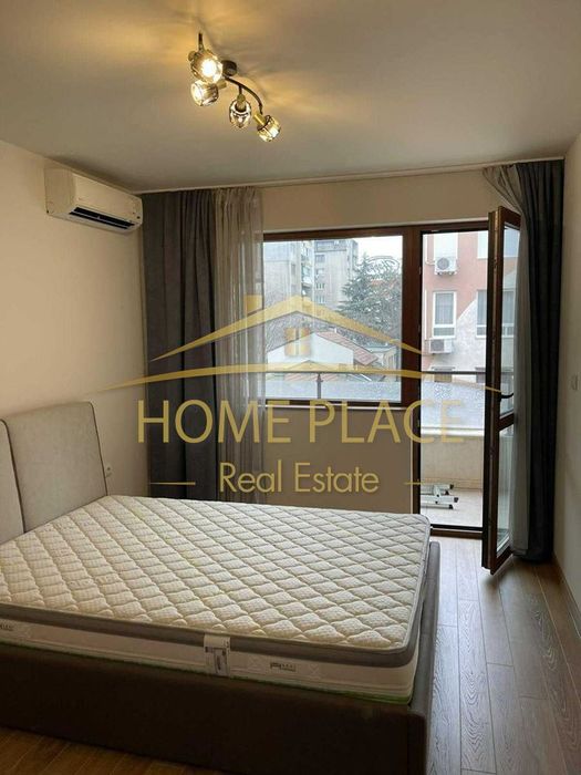 Дава се под наем Тристаен апартамент в Варна, Център - 115 кв.м за 1196.97 € - Снимка #3