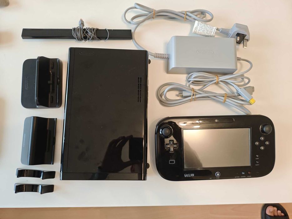 Nintendo Wii U Super Mario Maker Limited Edition