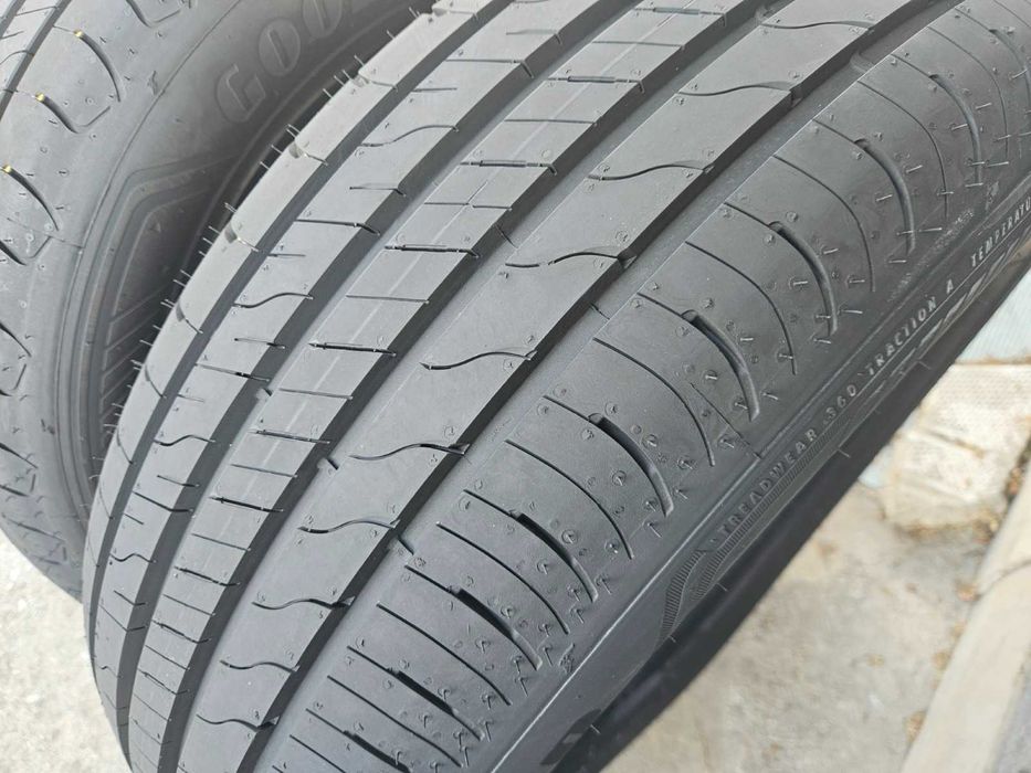 2бр. 18" 225/60 R18 летни GOODYEAR нови - 2025г. 9mm SUV