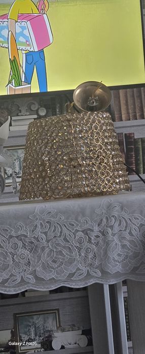 Продам люстры для кухни и зала