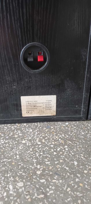 Boxe  defecte  .cititi descrierea