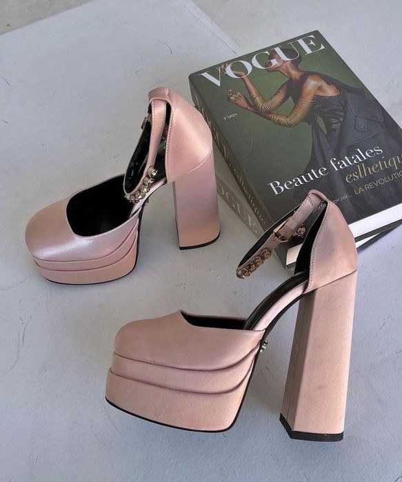 Продам обувь женскую