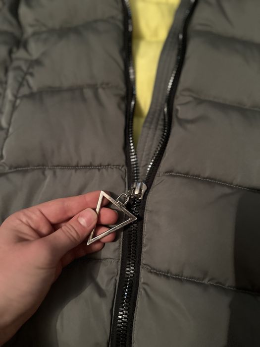 Детский пуховик цвета Хакки