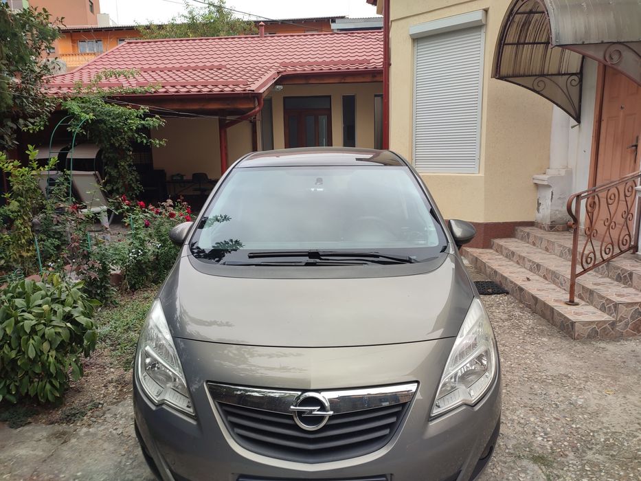 Opel Meriva 1, 7 cdti , automat / 2012