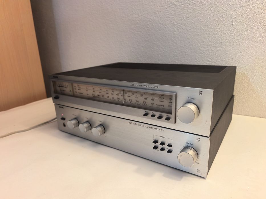 Amplificator Philips 302L si tuner 102L statie