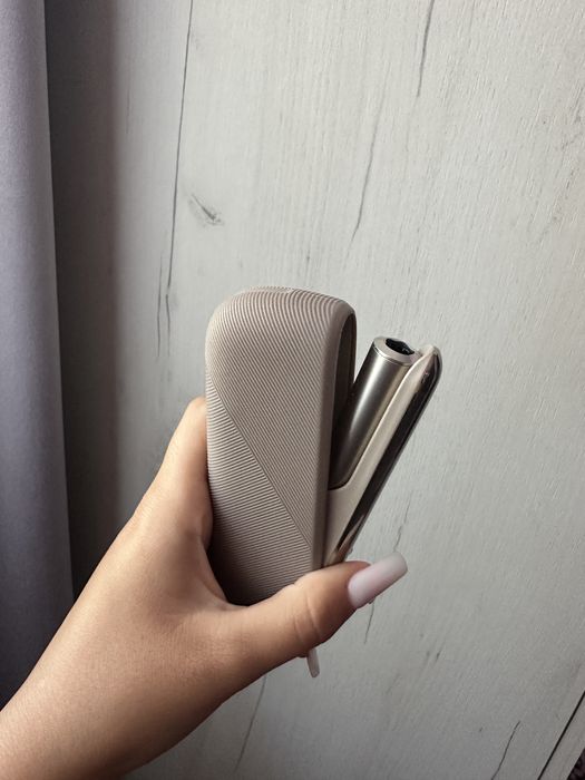 Iqos iluma gold