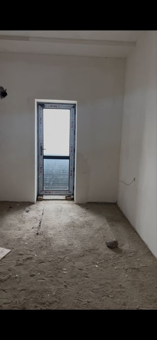 kvartira sotiladi 90 m2 urganch sh