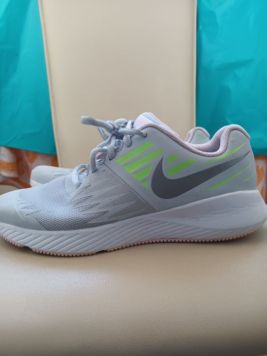 Adidași nike nr 38,5