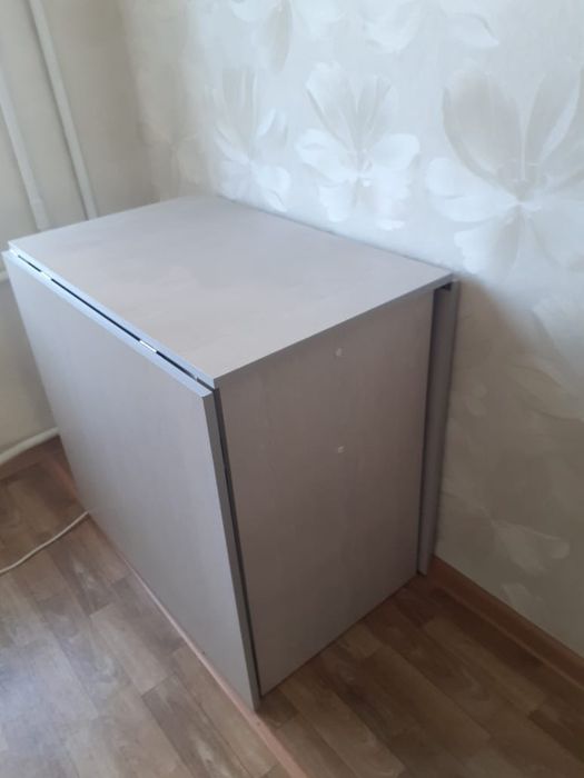 Продадим мебель для гостиной.