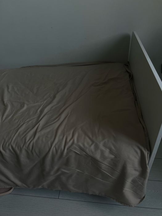 Продам кровать срочно