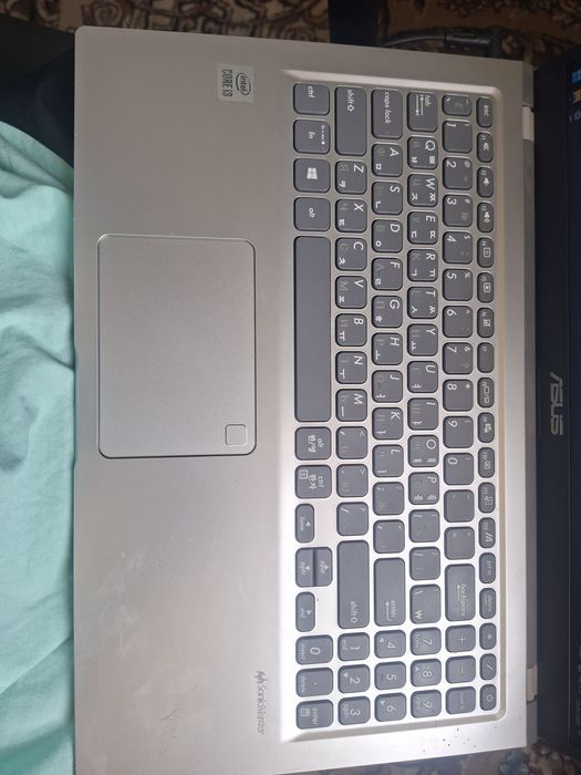 Ноутбук i3-1005G