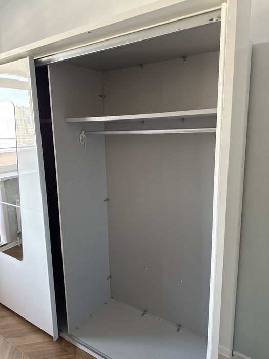 Продам шкаф купе