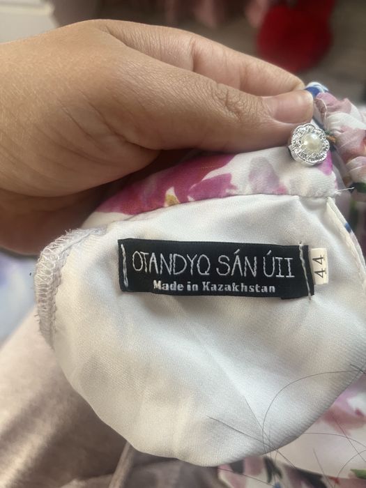 Женские платье ручная