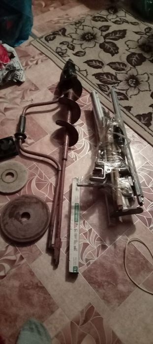 Продаю  Ледобур .