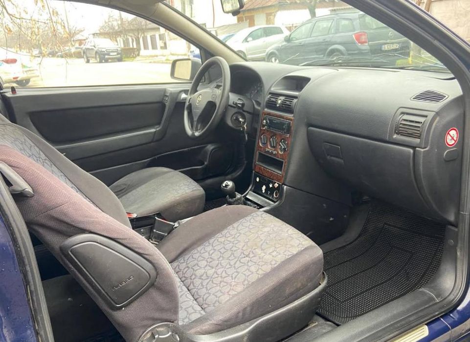Vând sau schimb  opel asta g 1.6 8valve