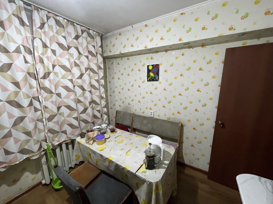 Продается 3шка Улучшенка на Валентине