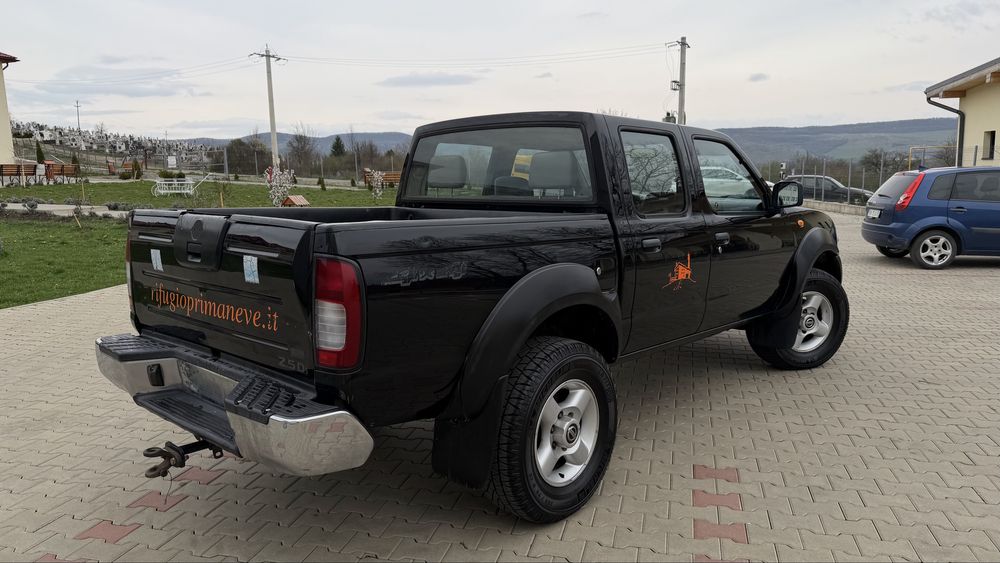 Nissan Navara D22 4x4 2004 2.5d 133 cp adus recent Italia impecabil fara rugina