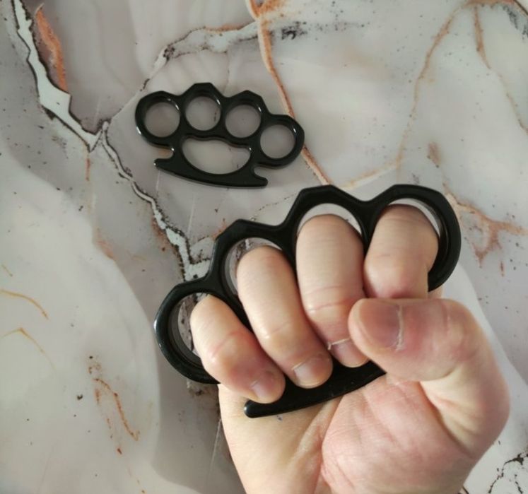 Pumn negru Otel , Rozeta Box