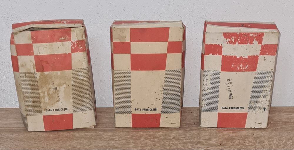 Cutie Micalux Argintie Praf Mătase Zugrăveli, Vintage Anii '80