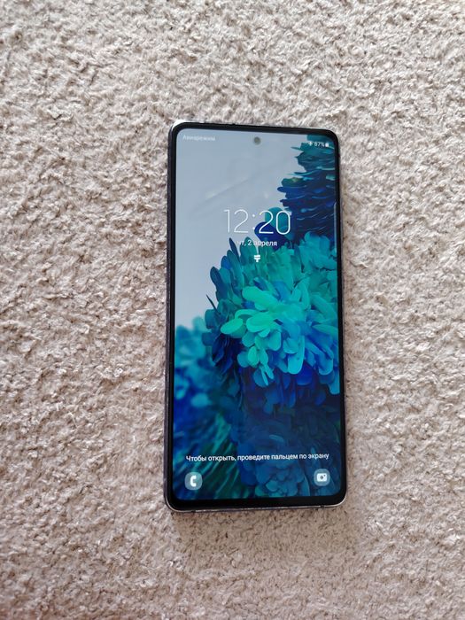 продаётся телефон