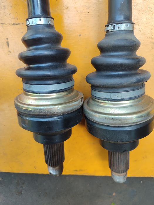 Продам. Привозные привода BMW E38.