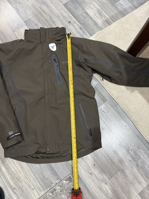 Regatta Xert Performance яке Англия