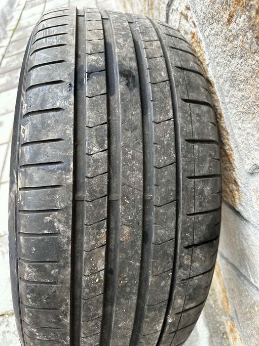 Летни гуми 19 Pirelli - P Zero 255/50/R19, Дот 2019г., грайфер 5 мм.