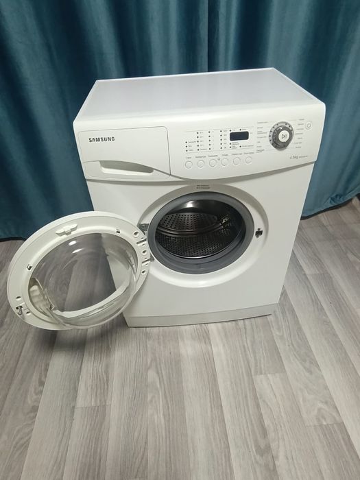 Стиральная машина 4.5кг