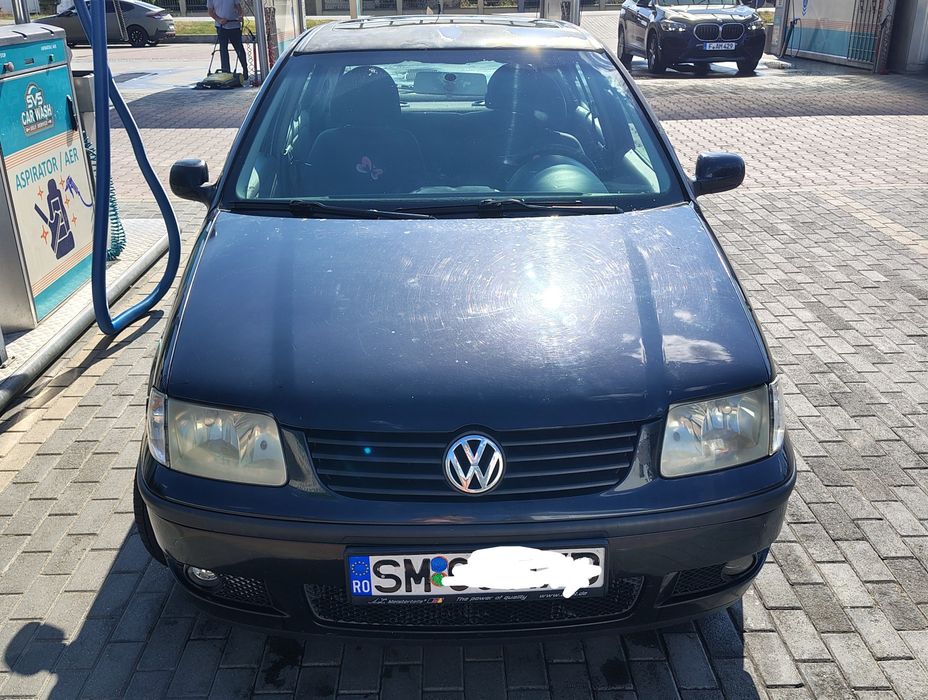 Volkswagen Polo                         .