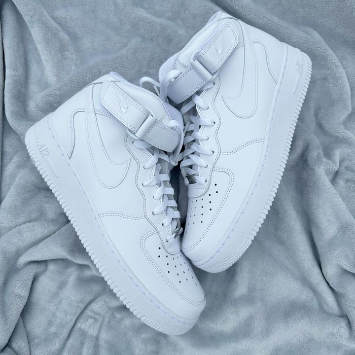 Pantofi Sport Nike Air Force 1 Mid Triple White - 100% originali
