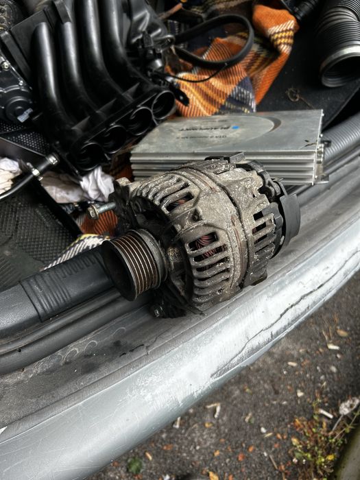 Алтернатор за Audi A3 VW Golf4 1.6 101кс