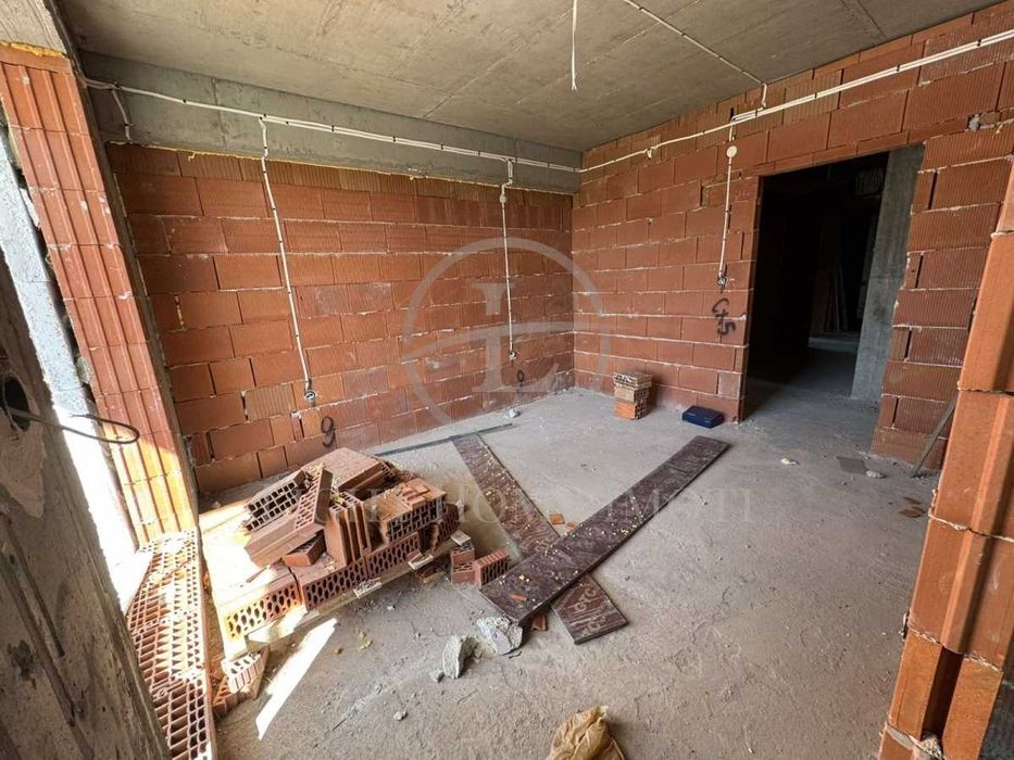 Продава се Тристаен апартамент в Пловдив, Кършияка - 119 кв.м за 1227 €/кв.м - Снимка #9