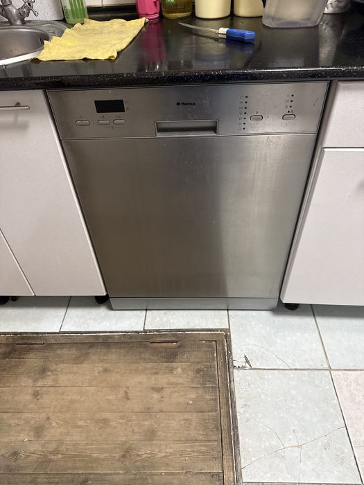 Продам посудамойку hansa