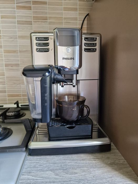 Espressor automat Philips seria 5000