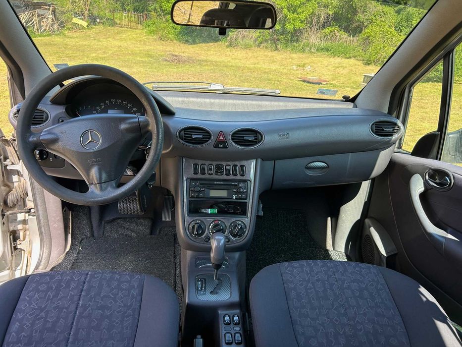 Продавам Mercedes-Benz модел A 170 CDI!