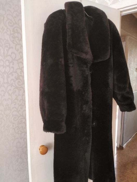 Шуба цигейка размер 48-50