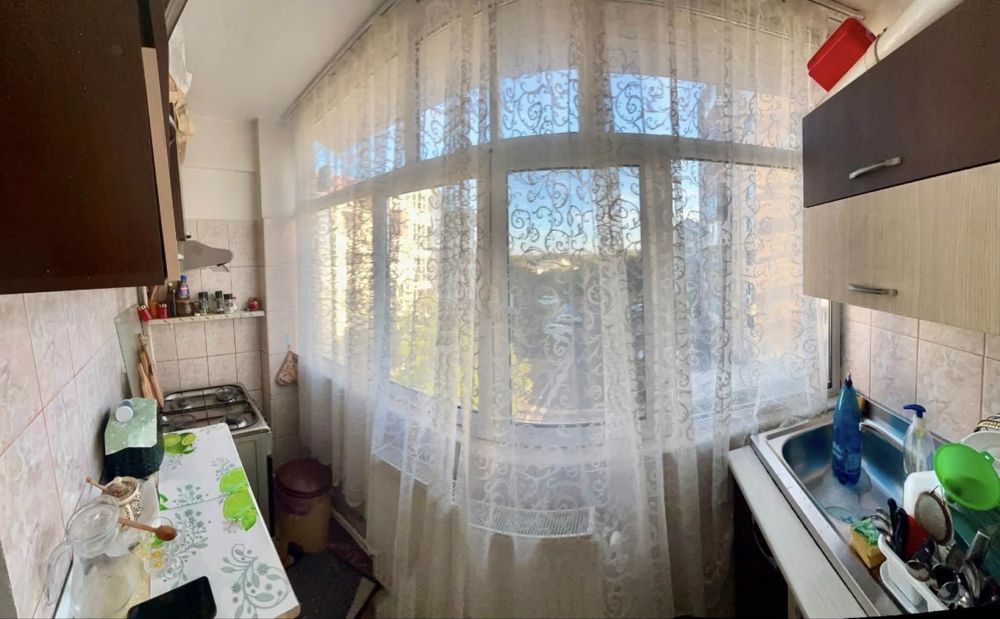 Vand apartament 2 camere Targu-Jiu