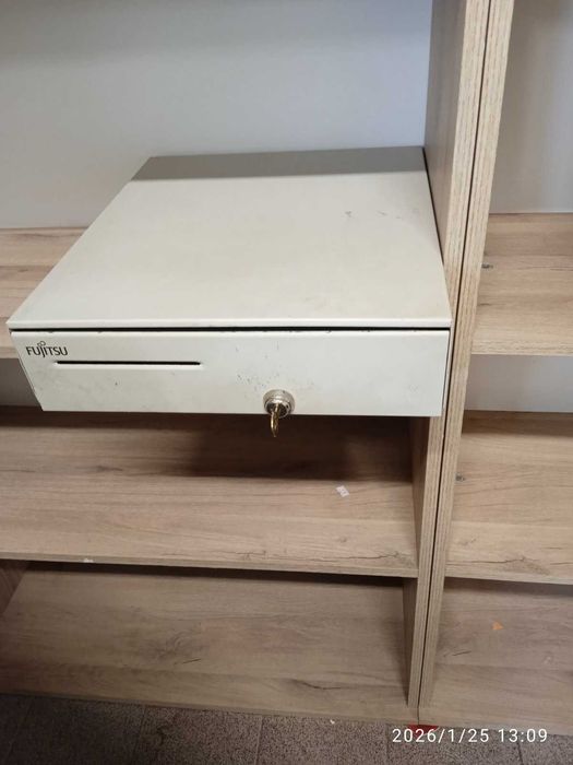 Касово чекмедже /сейф/ за банкноти и монети