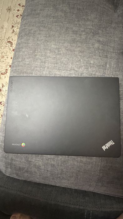 Ноутбук Lenovo ThinkPad chrome
