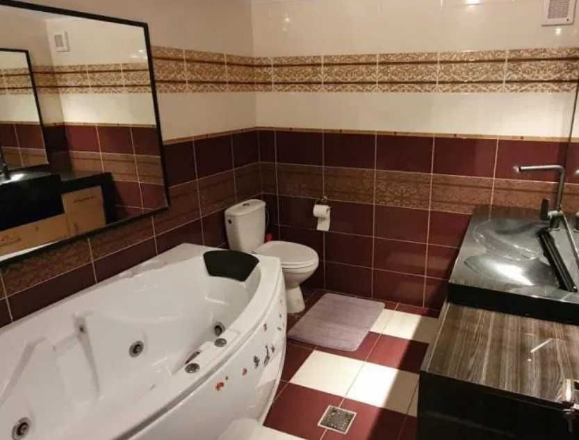 Дава се под наем Двустаен апартамент в Пловдив, Западен - 60 кв.м за 285.6 € - Снимка #1