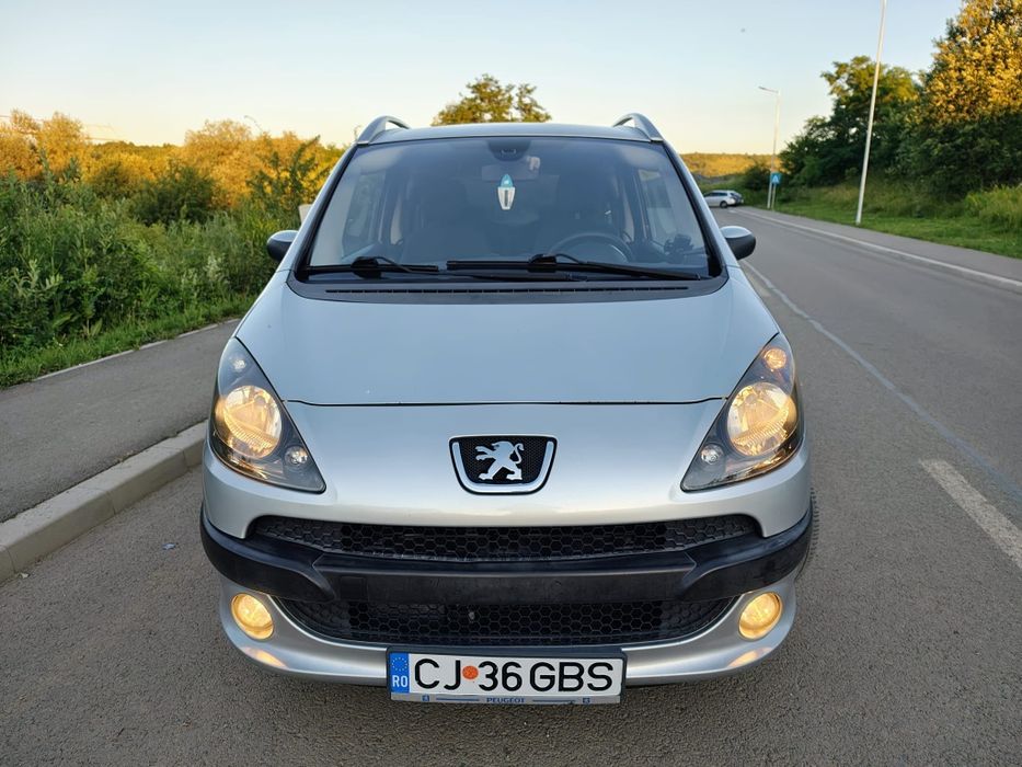 Peugeot 1007 | 1.4 HDi (Diesel) | Uși Electrice | ITP 2027 | Foarte Întreținută