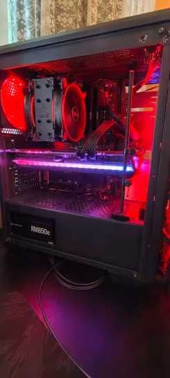 Продавам мощна геймърска конфигурация, подходяща за AAA игри на 1440p/2K Ultra настройки