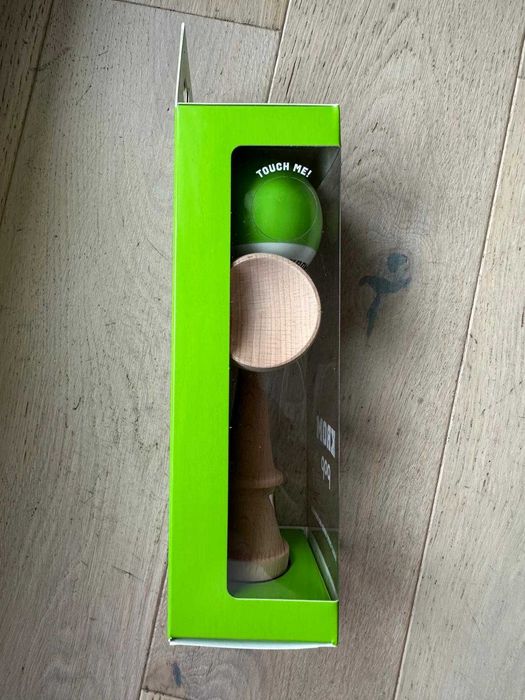 Kendama Krom POP LOL Sticky Lime Green originala