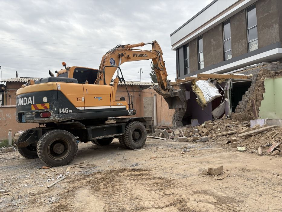 Камаз.пагрузчик.шансиман.экскаватор