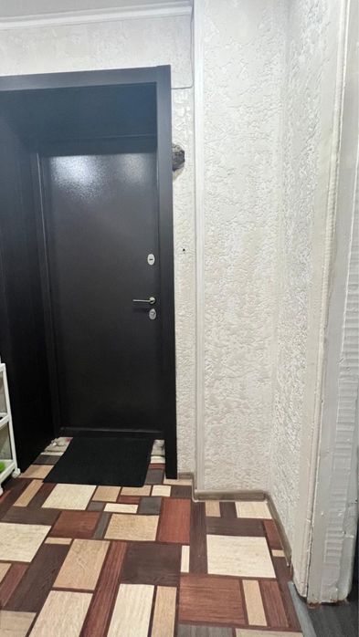 Продам 1 комн квартиру в 19 мкрн