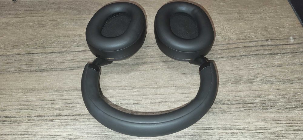 Casti SONY WH-1000XM5, Bluetooth, Over-ear, Microfon, Noise Cancelling, negru 550 lei fix mersii