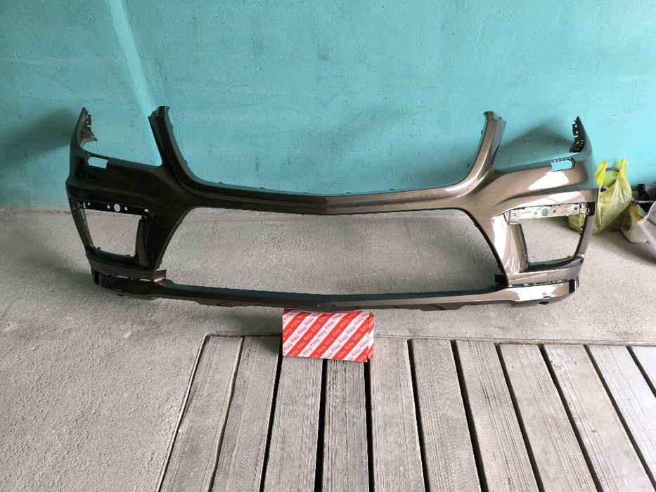 Продам бампер GL 450