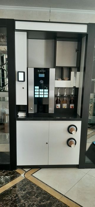 Кофеаппарат продам