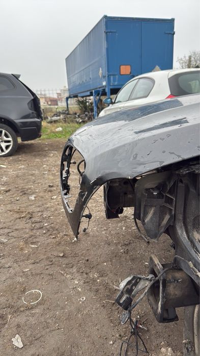 Преден капак Х5 Е70 (preden kapak X 5 X6)